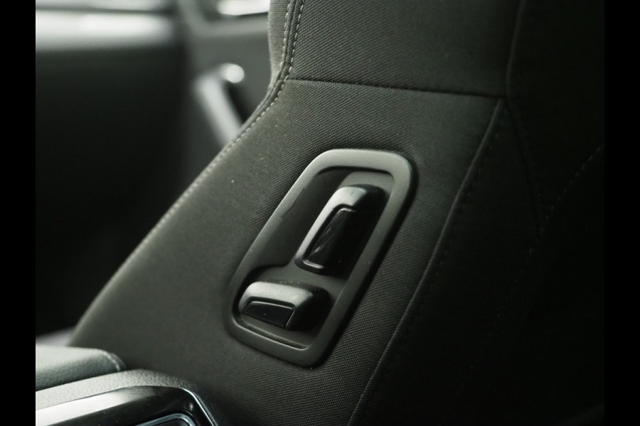 Škoda Superb Combi 1.4 TSI iV 218PK | Panoramadak | Trekhaak | 360 | Keyless | Adaptive Cruise | Virtual | Carplay