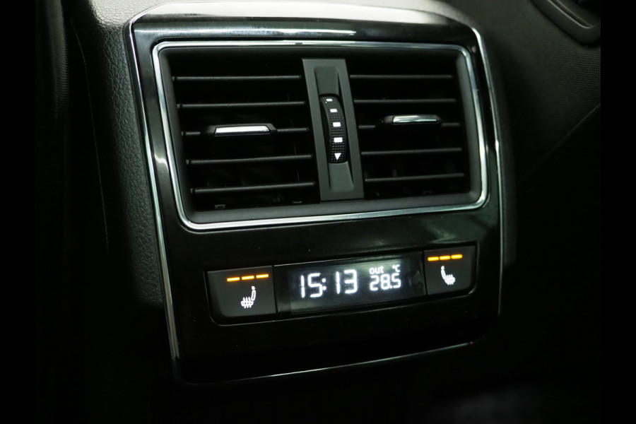 Škoda Superb Combi 1.4 TSI iV 218PK | Panoramadak | Trekhaak | 360 | Keyless | Adaptive Cruise | Virtual | Carplay