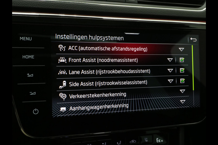 Škoda Superb Combi 1.4 TSI iV Laurin & Klement | Panoramadak | Trekhaak | Canton | Massage | Keyless | Adaptive Cruise