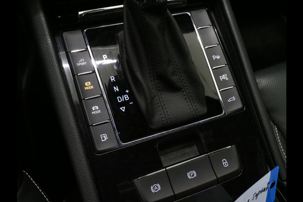 Škoda Superb Combi 1.4 TSI iV Laurin & Klement | Panoramadak | Trekhaak | Canton | Massage | Keyless | Adaptive Cruise