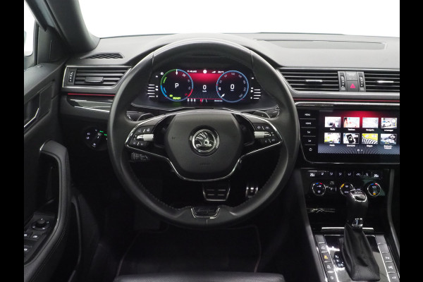 Škoda Superb Combi 1.4 TSI iV Laurin & Klement | Panoramadak | Trekhaak | Canton | Massage | Keyless | Adaptive Cruise