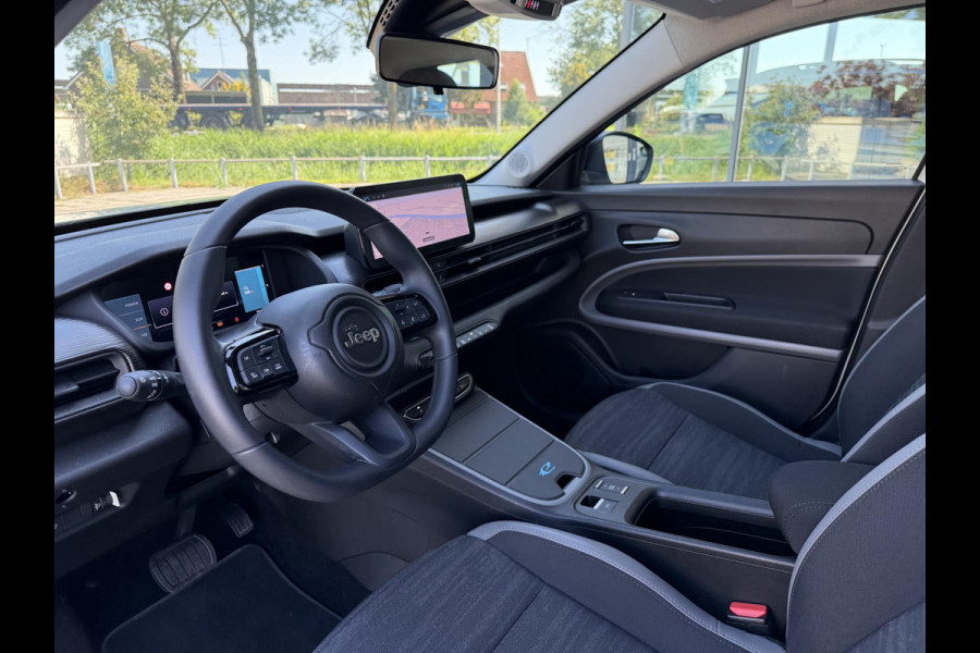 Jeep Avenger Longitude 54 kWh | Navi | Carplay | Stoelverwarming |