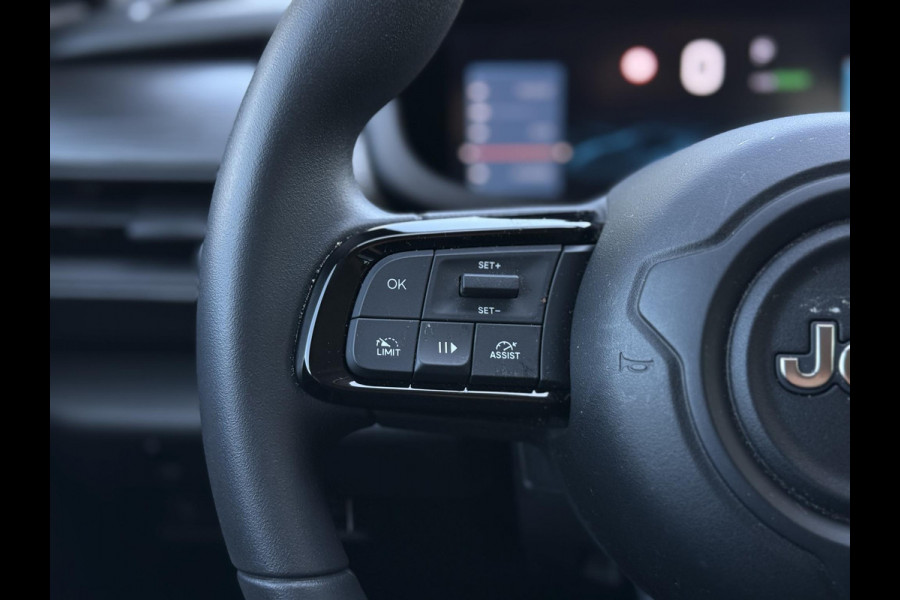 Jeep Avenger Longitude 54 kWh | Navi | Carplay | Stoelverwarming |