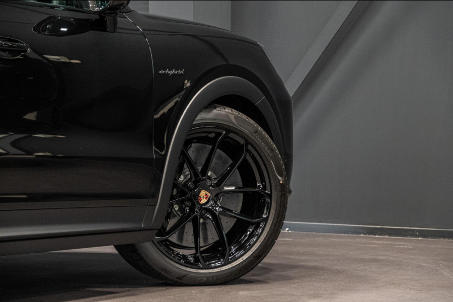 Porsche Cayenne Coupé 4.0 Turbo E-Hybrid GT *Keramisch / Burmester / Nachtzicht / Stoelventilatie / Vierwielbesturing / Soft-Close / Surround-View*