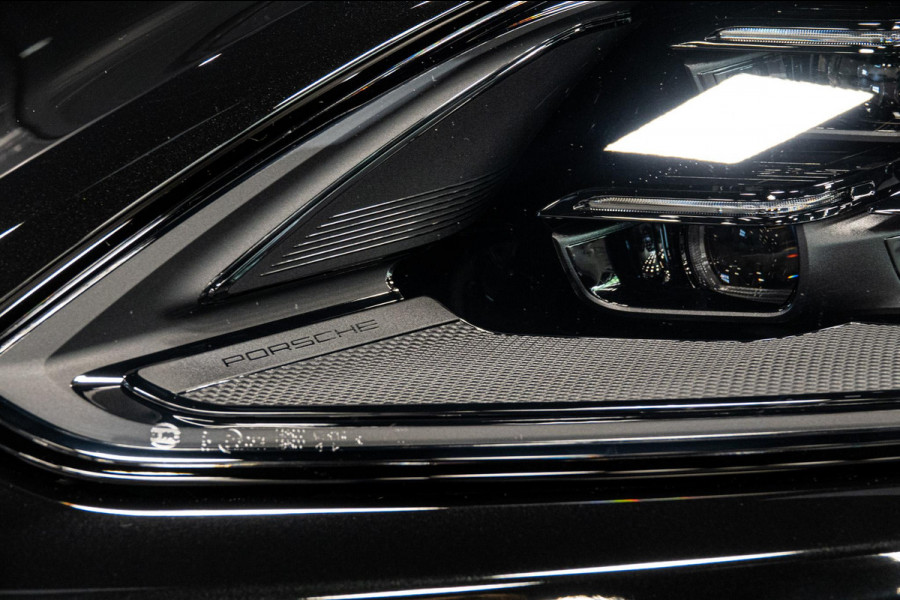 Porsche Cayenne Coupé 4.0 Turbo E-Hybrid GT *Keramisch / Burmester / Nachtzicht / Stoelventilatie / Vierwielbesturing / Soft-Close / Surround-View*