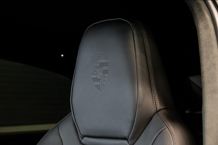 Porsche Cayenne Coupé 4.0 Turbo E-Hybrid GT *Keramisch / Burmester / Nachtzicht / Stoelventilatie / Vierwielbesturing / Soft-Close / Surround-View*