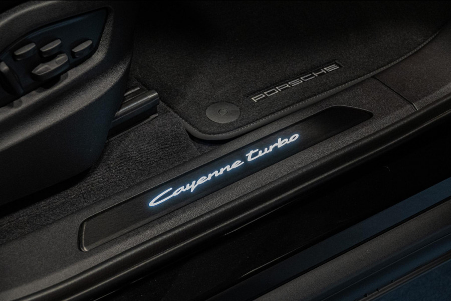 Porsche Cayenne Coupé 4.0 Turbo E-Hybrid GT *Keramisch / Burmester / Nachtzicht / Stoelventilatie / Vierwielbesturing / Soft-Close / Surround-View*