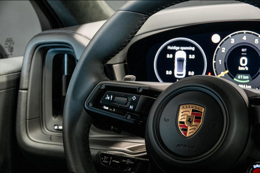 Porsche Cayenne Coupé 4.0 Turbo E-Hybrid GT *Keramisch / Burmester / Nachtzicht / Stoelventilatie / Vierwielbesturing / Soft-Close / Surround-View*