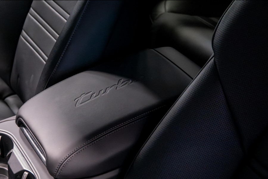 Porsche Cayenne Coupé 4.0 Turbo E-Hybrid GT *Keramisch / Burmester / Nachtzicht / Stoelventilatie / Vierwielbesturing / Soft-Close / Surround-View*