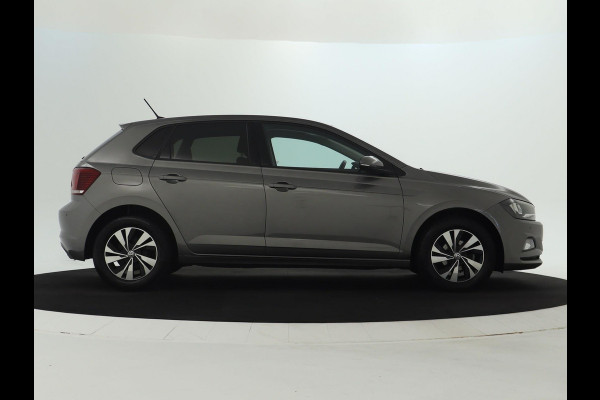 Volkswagen Polo 1.0 TSI Comfortline Business NAVI | CarPlay | PDC