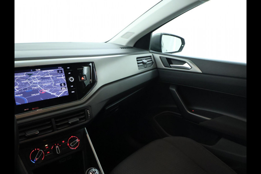 Volkswagen Polo 1.0 TSI Comfortline Business NAVI | CarPlay | PDC