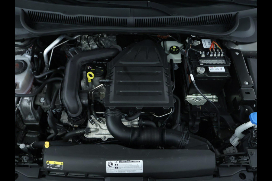 Volkswagen Polo 1.0 TSI Comfortline Business NAVI | CarPlay | PDC