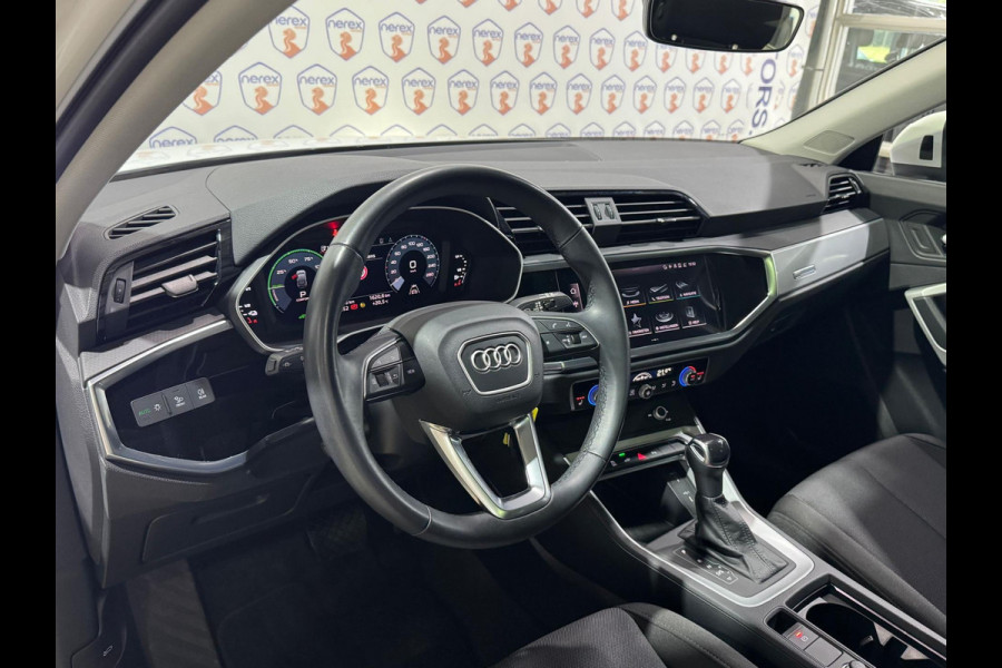 Audi Q3 Sportback 45 TFSI e Edition | Pano | Navi | Dodehoek | Winterpakket