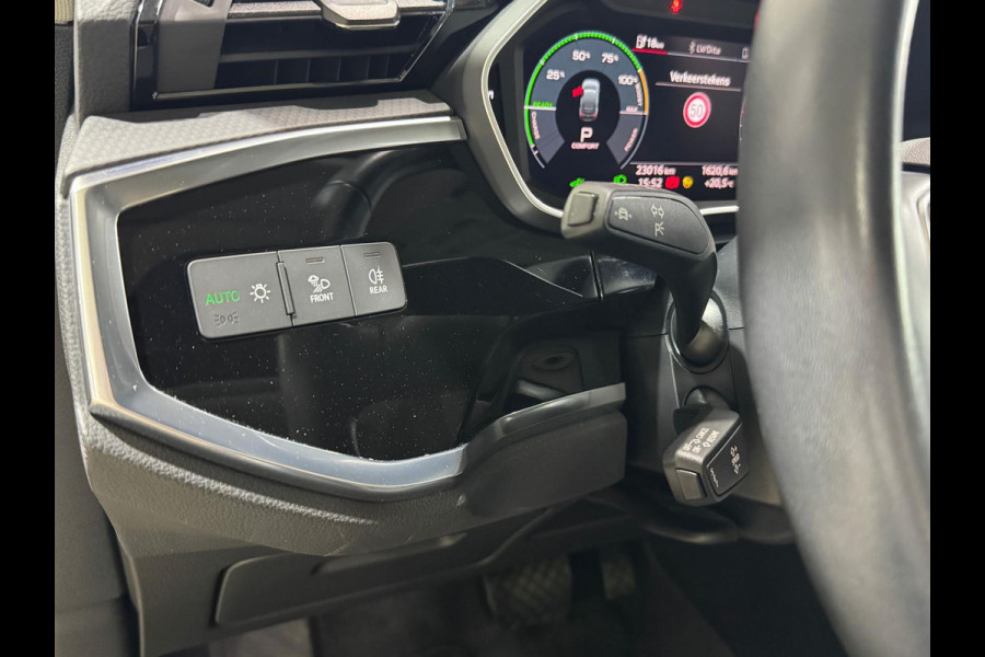 Audi Q3 Sportback 45 TFSI e Edition | Pano | Navi | Dodehoek | Winterpakket