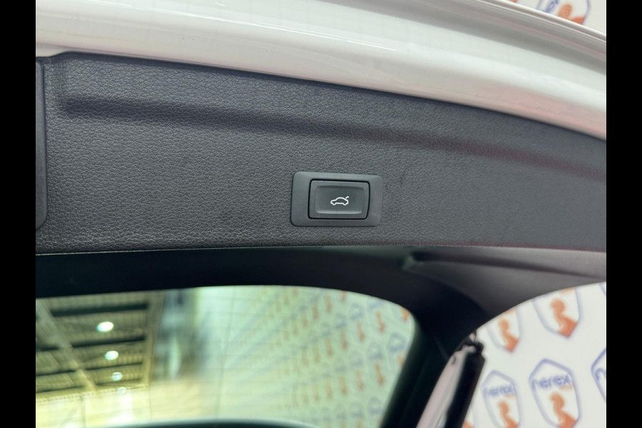 Audi Q3 Sportback 45 TFSI e Edition | Pano | Navi | Dodehoek | Winterpakket