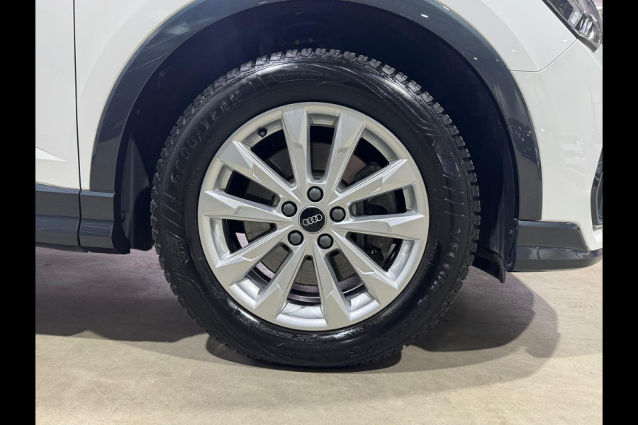 Audi Q3 Sportback 45 TFSI e Edition | Pano | Navi | Dodehoek | Winterpakket