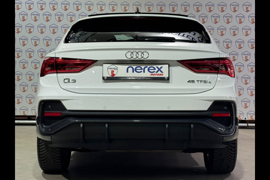 Audi Q3 Sportback 45 TFSI e Edition | Pano | Navi | Dodehoek | Winterpakket