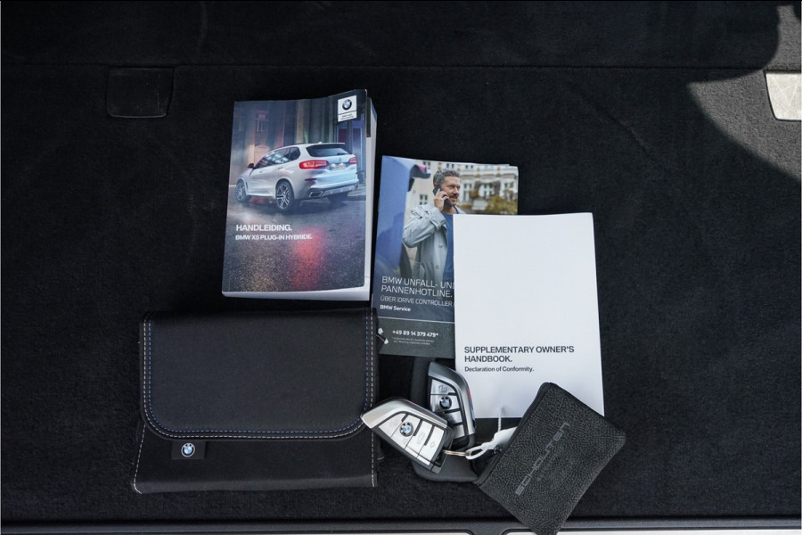 BMW X5 xDrive45e High Ex M-Sport Pro Shadow Pano Laser Luchtvering Trekhaak