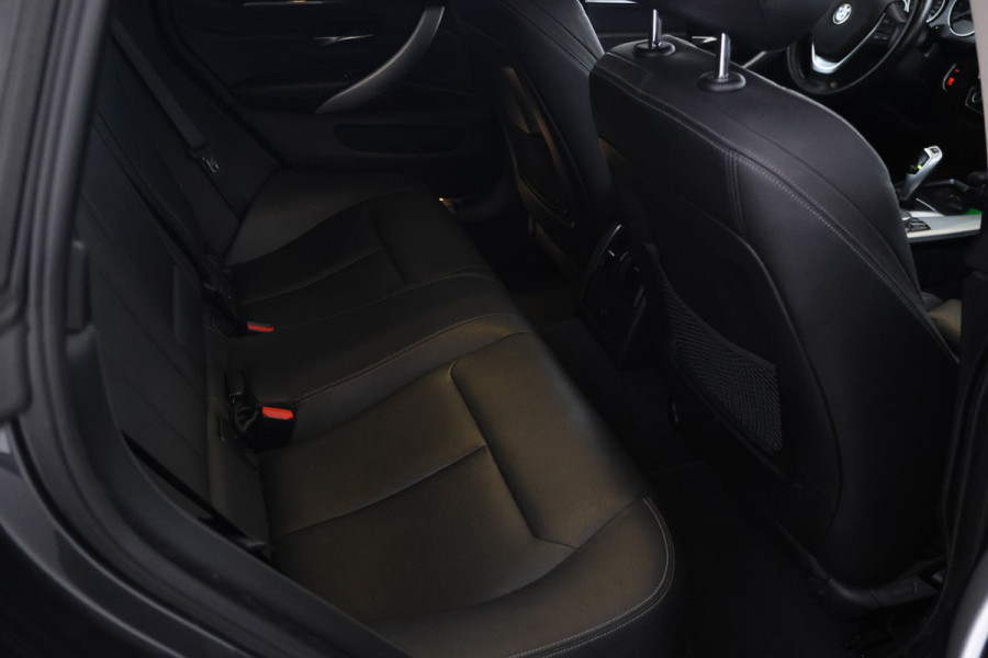 BMW 4 Serie Gran Coupé 418i High Executive Automaat, leer, climate, etc.