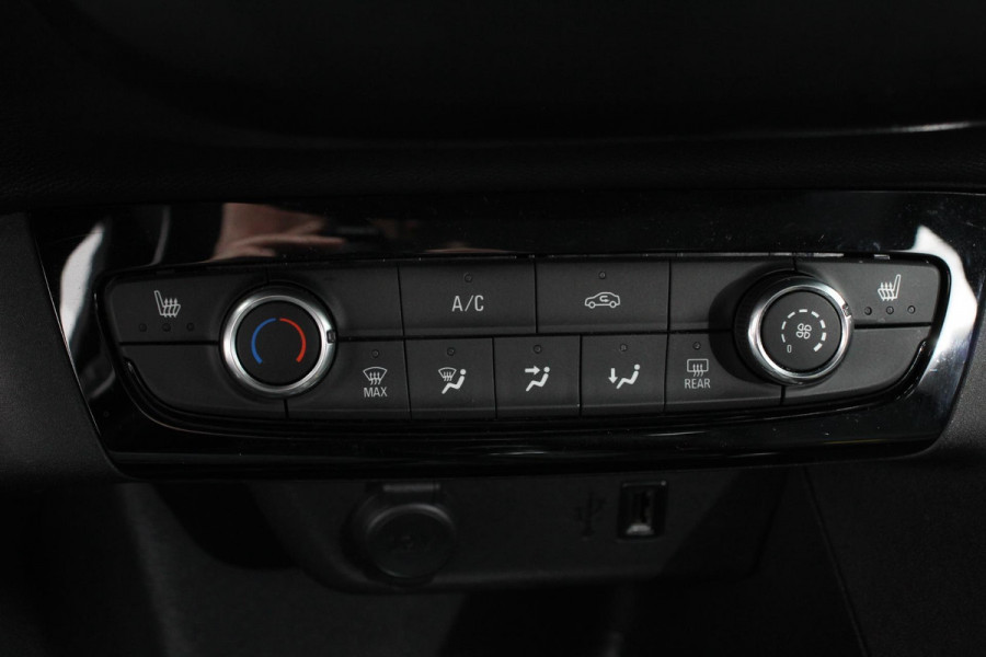 Opel Corsa 1.2 Edition | Apple Carplay/Android Auto | Cruise Control | Verwamd stuurwiel | Verwarmde voorstoelen | Parkeersensor achter | Getinte ramen achter