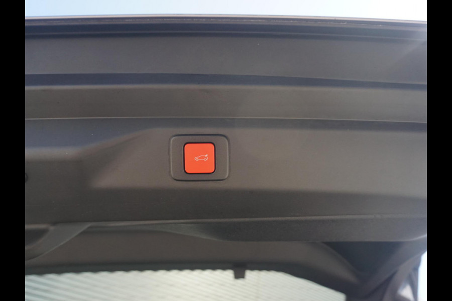 Peugeot 3008 1.2 Hybrid 136 GT