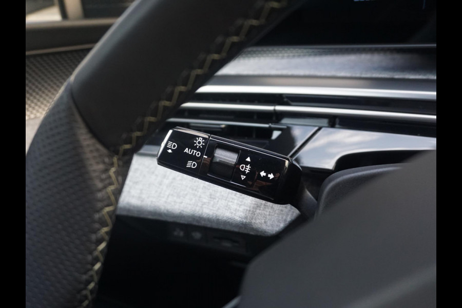 Peugeot 3008 1.2 Hybrid 136 GT