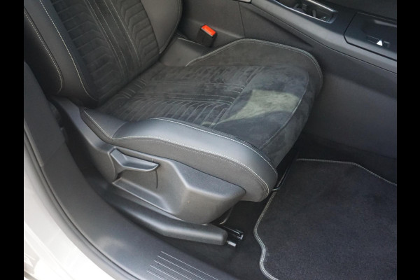 Peugeot 3008 1.2 Hybrid 136 GT