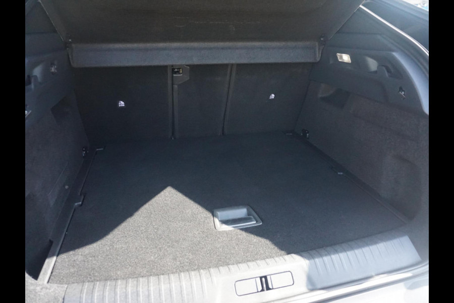 Peugeot 3008 1.2 Hybrid 136 GT