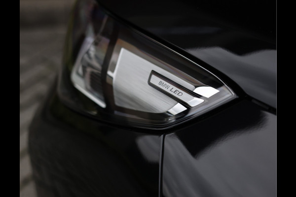 BMW X1 30e xDrive | Pano - HUD - Trekhaak