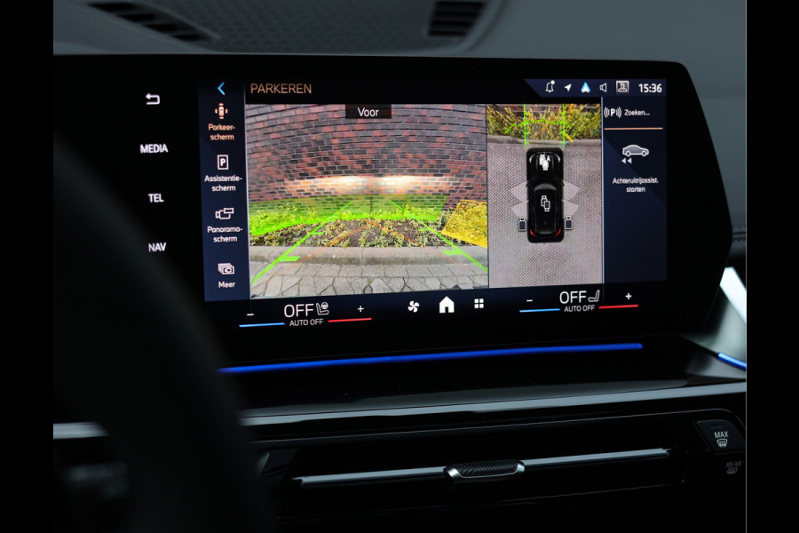 BMW X1 30e xDrive | Pano - HUD - Trekhaak