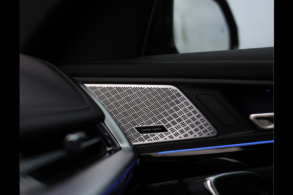 BMW X1 30e xDrive | Pano - HUD - Trekhaak
