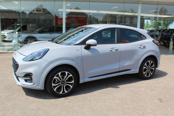 Ford Puma 1.0-125pk EcoBoost Mild-Hybrid ST-Line. Fabrieksgarantie t/m 16-01-2028 ! Autm. airco, navigatie, telefoonvoorb., stoel-, stuur- en voorraamverwarming, camera, parkeersensoren v+a, parkeer assistent, adaptieve cruise control, side- en lane assist etc.