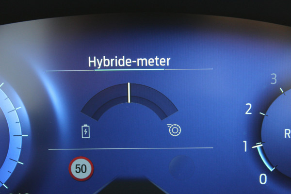Ford Puma 1.0-125pk EcoBoost Mild-Hybrid ST-Line. Fabrieksgarantie t/m 16-01-2028 ! Autm. airco, navigatie, telefoonvoorb., stoel-, stuur- en voorraamverwarming, camera, parkeersensoren v+a, parkeer assistent, adaptieve cruise control, side- en lane assist etc.