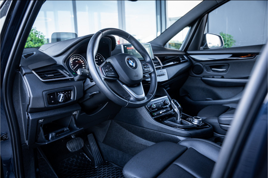 BMW 2 Serie Gran Tourer 218i 7p. Executive Edition - Panorama | Head Up | Cruise Control | Trekhaak