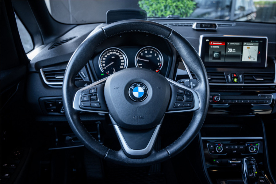 BMW 2 Serie Gran Tourer 218i 7p. Executive Edition - Panorama | Head Up | Cruise Control | Trekhaak