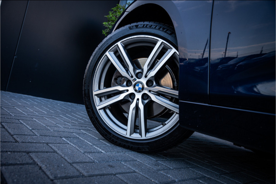 BMW 2 Serie Gran Tourer 218i 7p. Executive Edition - Panorama | Head Up | Cruise Control | Trekhaak