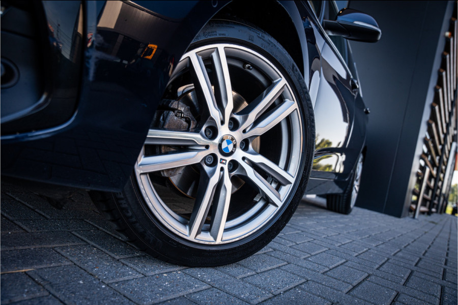 BMW 2 Serie Gran Tourer 218i 7p. Executive Edition - Panorama | Head Up | Cruise Control | Trekhaak
