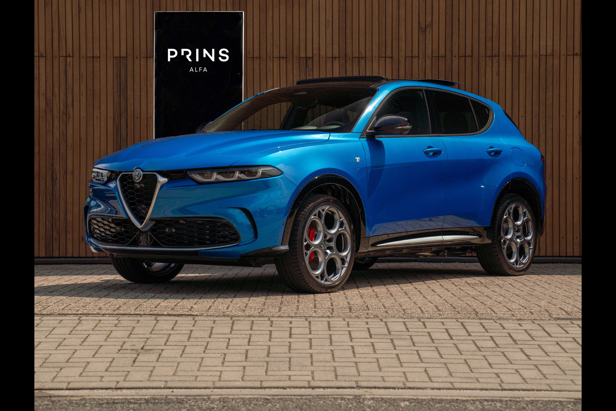 Alfa Romeo Tonale 1.3T PHEV Ti 280pk | Pano-dak | LED-Matrix | 20 inch | Winterpack | Blu Misano Alfa Romeo Tonale 1.3T PHEV Ti 280pk | Pano-dak | LED-Matrix | 20 inch | Winterpack | Blu Misano
