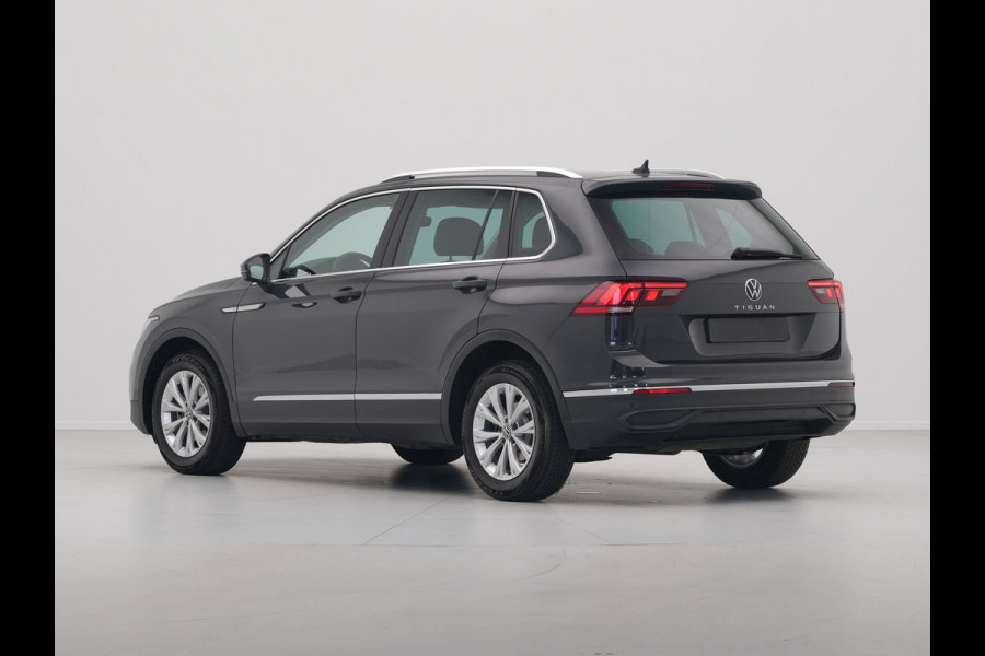 Volkswagen Tiguan 1.5 TSI 130pk Life Navi via App Clima Pdc Acc Side Assist 43