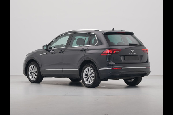 Volkswagen Tiguan 1.5 TSI 130pk Life Navi via App Clima Pdc Acc Side Assist 43