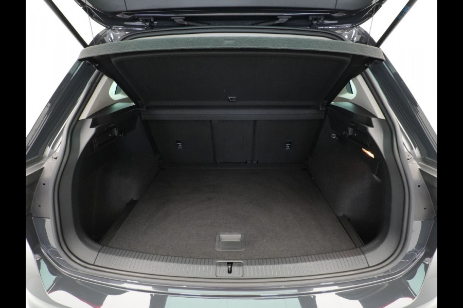 Volkswagen Tiguan 1.5 TSI 130pk Life Navi via App Clima Pdc Acc Side Assist 43
