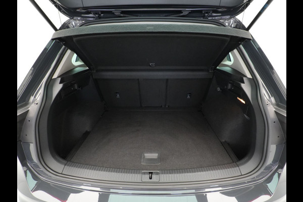 Volkswagen Tiguan 1.5 TSI 130pk Life Navi via App Clima Pdc Acc Side Assist 43