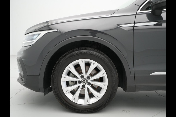 Volkswagen Tiguan 1.5 TSI 130pk Life Navi via App Clima Pdc Acc Side Assist 43
