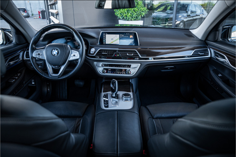 BMW 7 Serie 745e - Panorama | ACC | 360 Camera | Massage | Memory