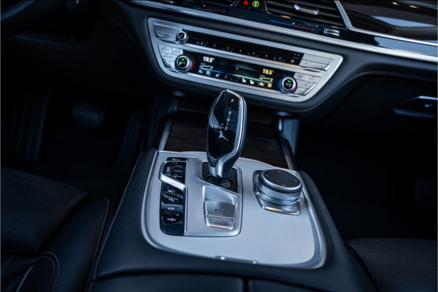BMW 7 Serie 745e - Panorama | ACC | 360 Camera | Massage | Memory