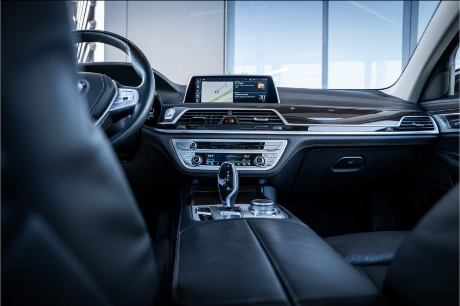 BMW 7 Serie 745e - Panorama | ACC | 360 Camera | Massage | Memory
