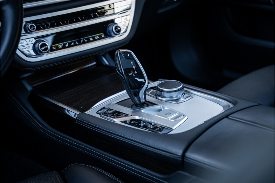 BMW 7 Serie 745e - Panorama | ACC | 360 Camera | Massage | Memory