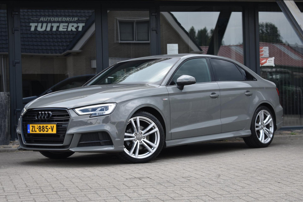 Audi A3 Limousine 30 TFSI Sport S Line | BLACK LINE | LED | NAP | DEALER ONDERHOUDEN | DAB | NAVIGATIE | CLIMATE CONTROLE Audi A3 Limousine 30 TFSI Sport S Line | BLACK LINE | LED | NAP | DEALER ONDERHOUDEN | DAB | NAVIGATIE | CLIMATE CONTROLE