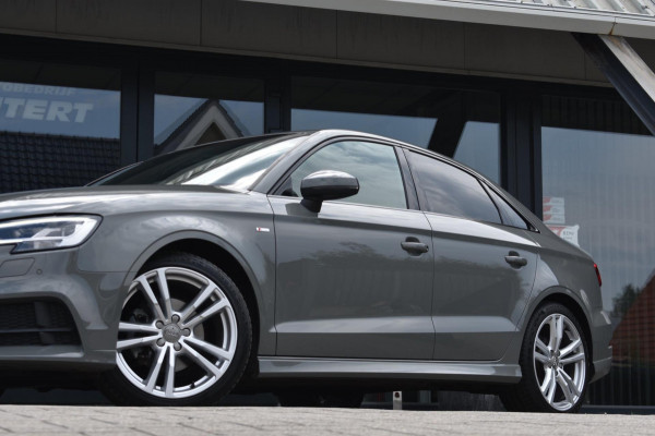 Audi A3 Limousine 30 TFSI Sport S Line | BLACK LINE | LED | NAP | DEALER ONDERHOUDEN | DAB | NAVIGATIE | CLIMATE CONTROLE
