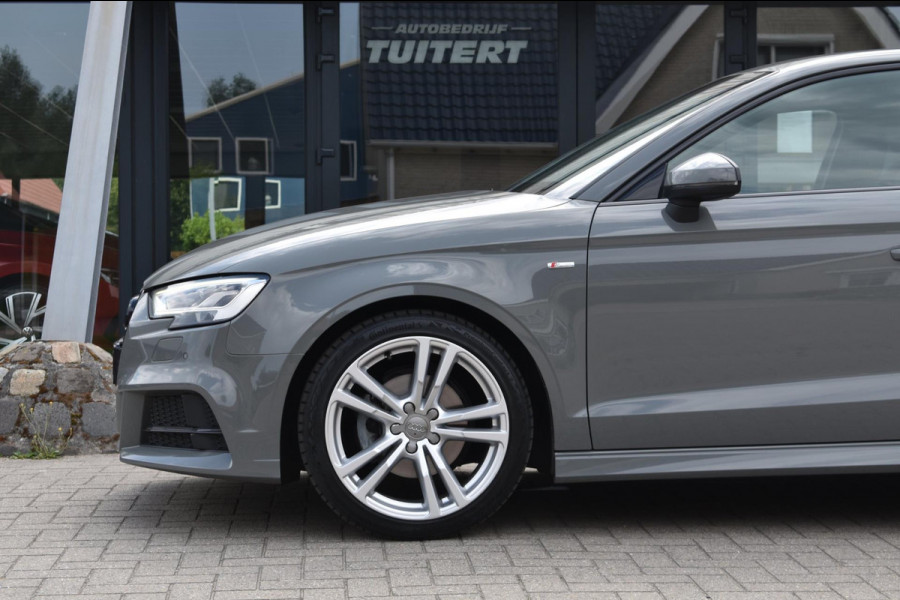 Audi A3 Limousine 30 TFSI Sport S Line | BLACK LINE | LED | NAP | DEALER ONDERHOUDEN | DAB | NAVIGATIE | CLIMATE CONTROLE
